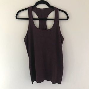 Lululemon Swiftly Tech Razorback